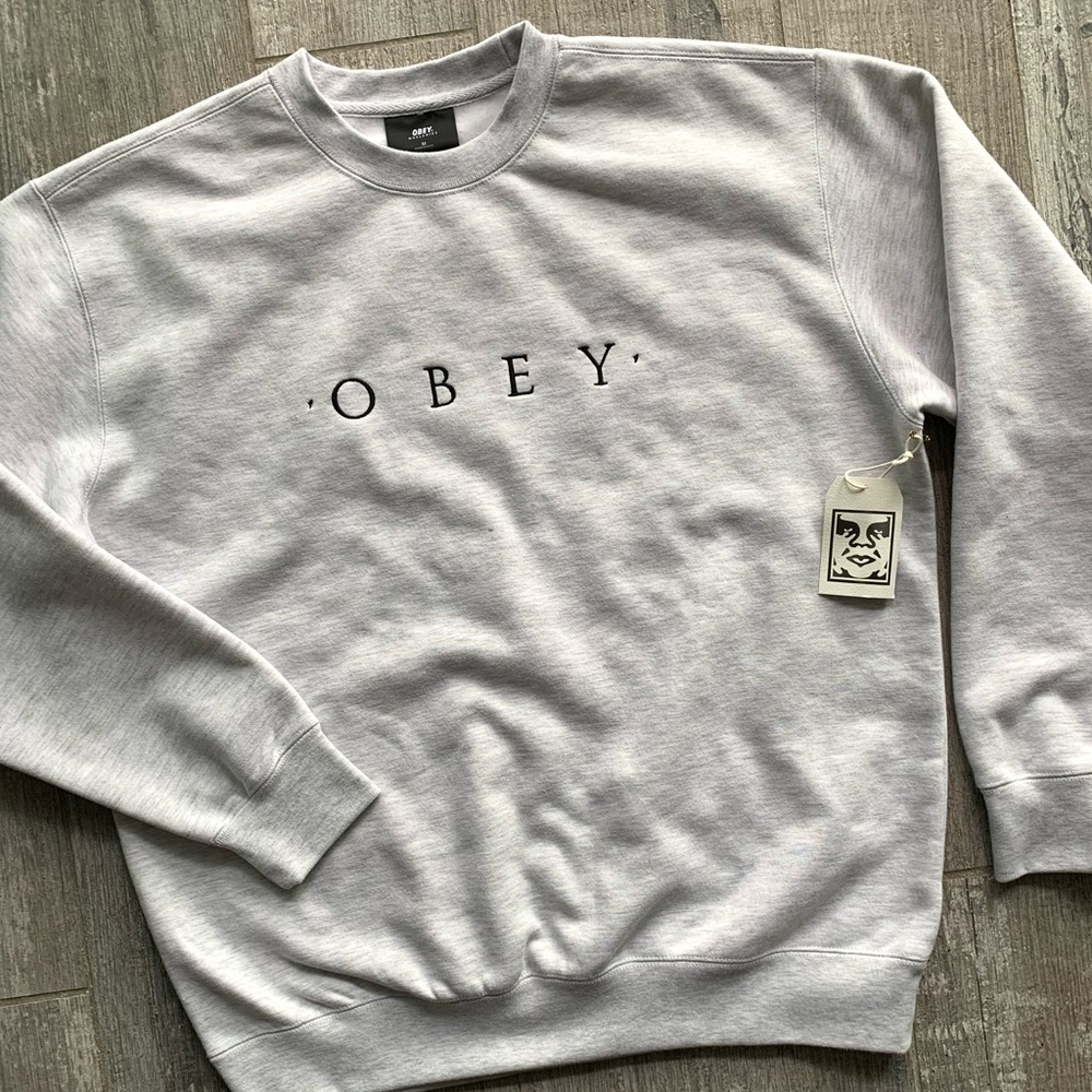 🔥🔥OBEY - NOUVELLE CREWNECK SWEATSHIRT🔥🔥